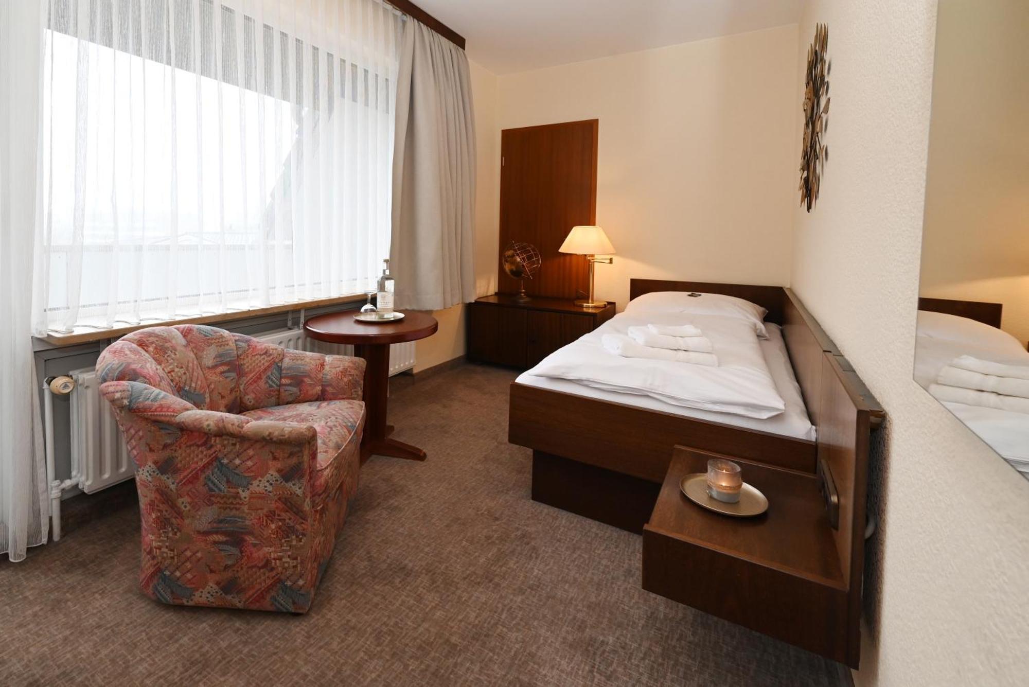 Strandhotel Salty Бюзум Экстерьер фото