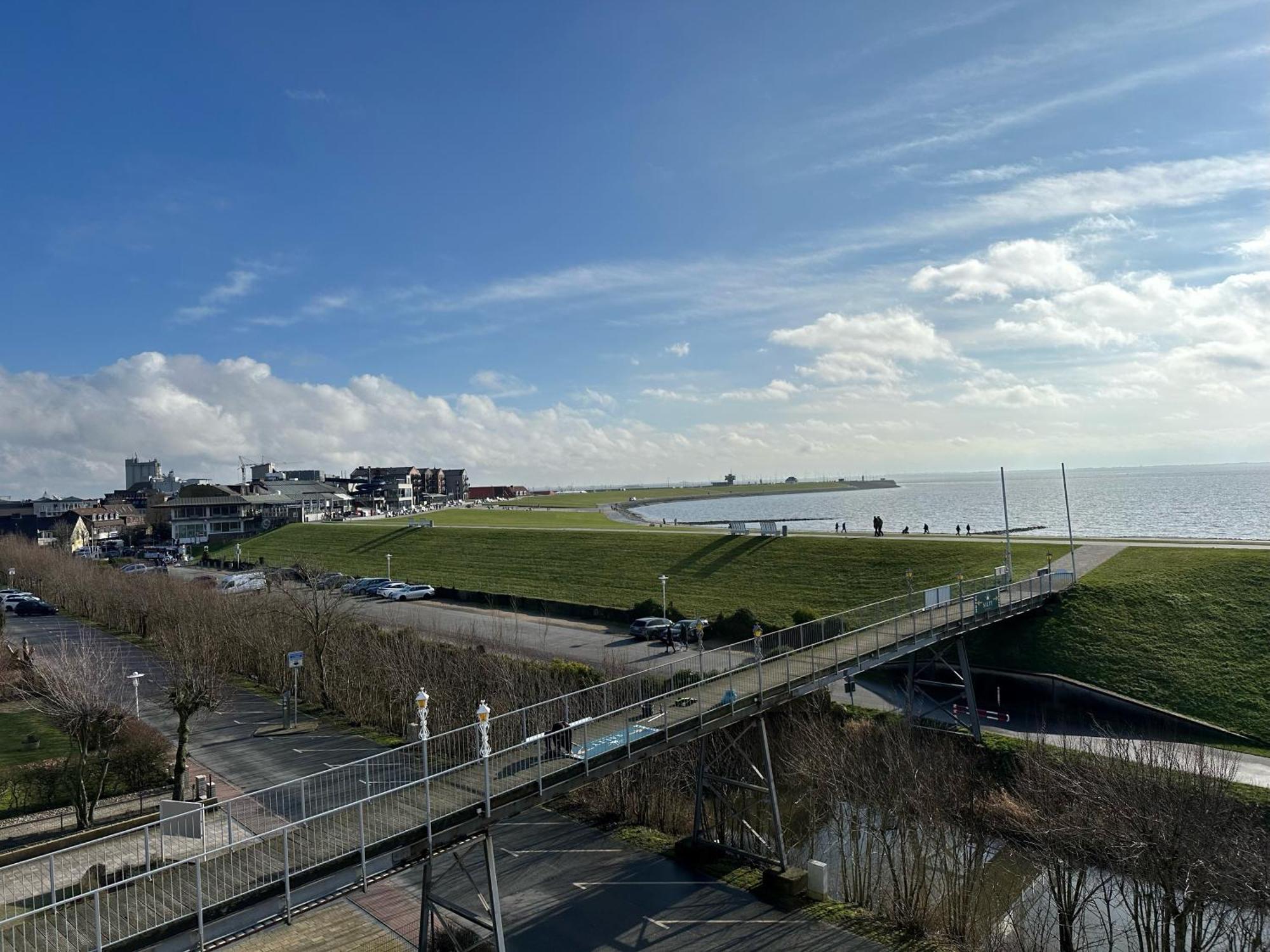 Strandhotel Salty Бюзум Экстерьер фото