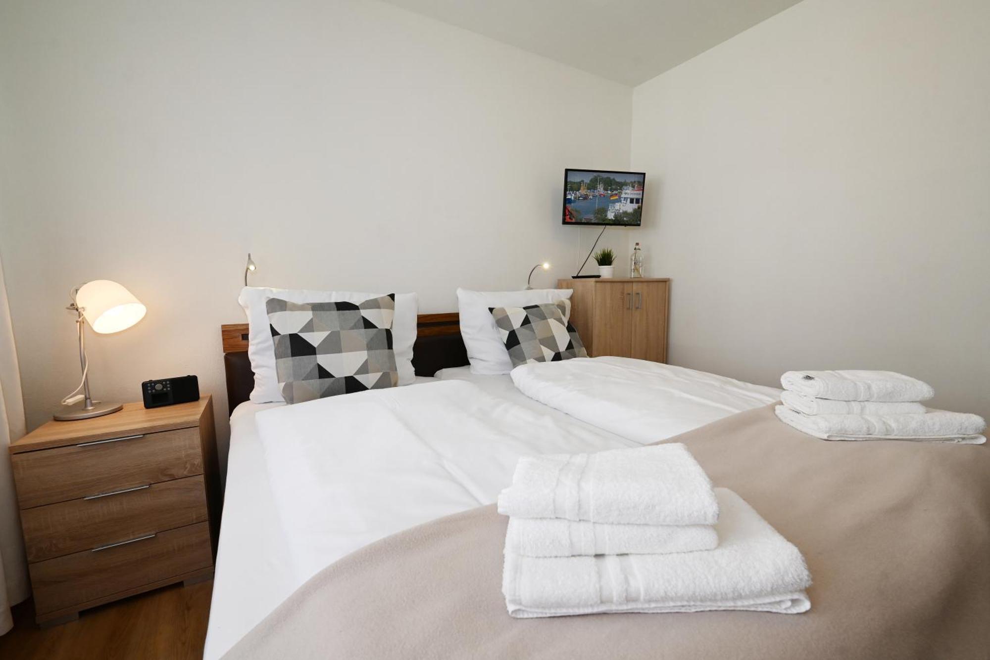 Strandhotel Salty Бюзум Экстерьер фото